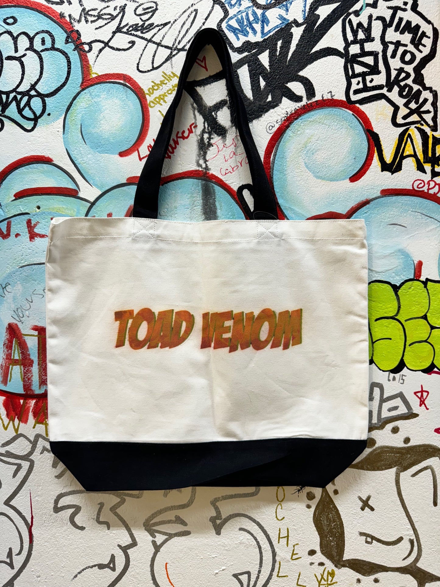 Toad Venom Tote Bags image 1