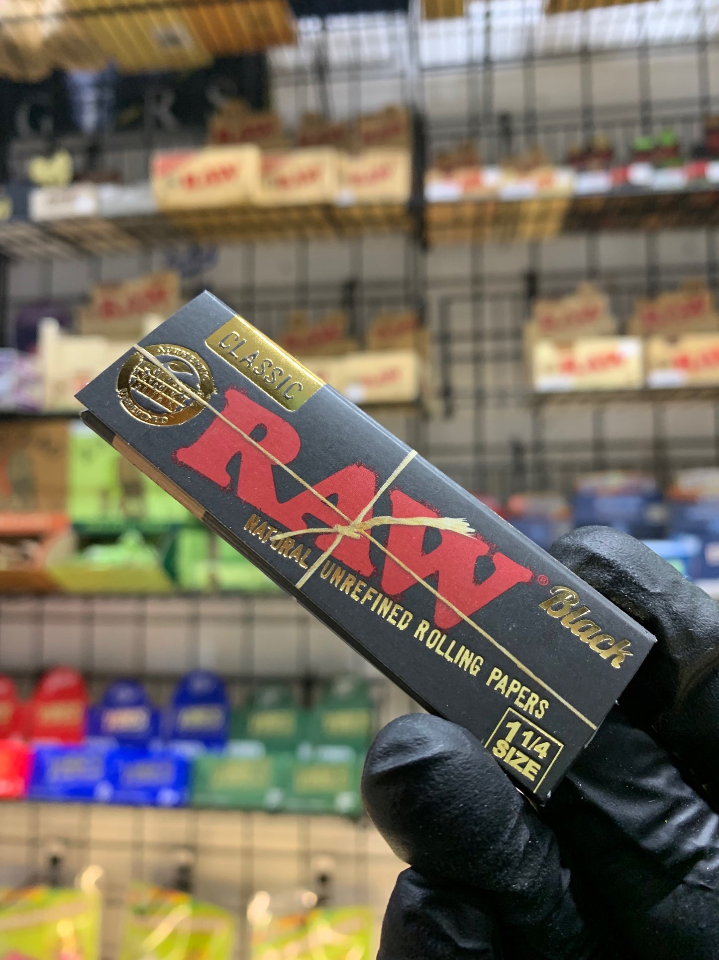 Raw Black 1 1/4 Classic image 0