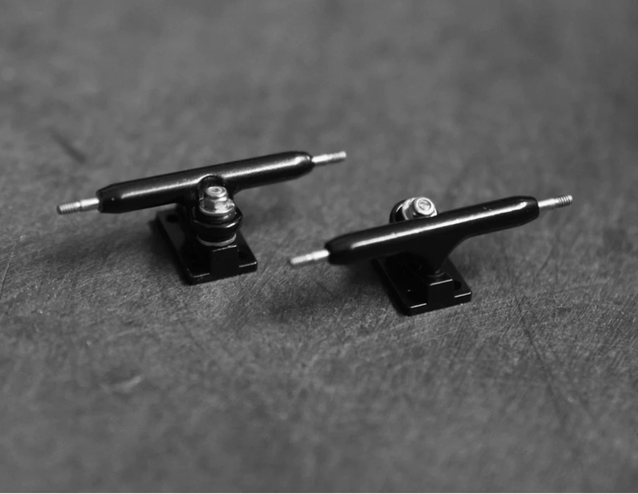 32mm Gen2 Pro Truck Sets image 1