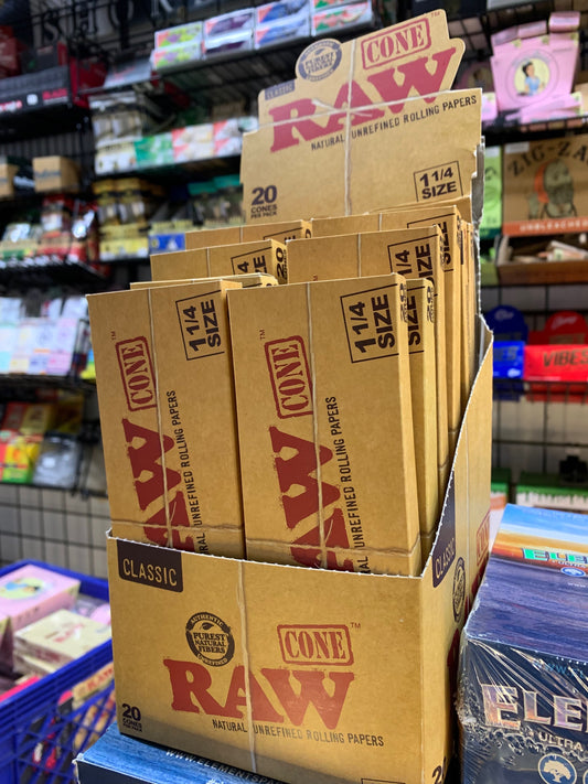 Raw Classic 1 1/4 Cone 20pk image 0