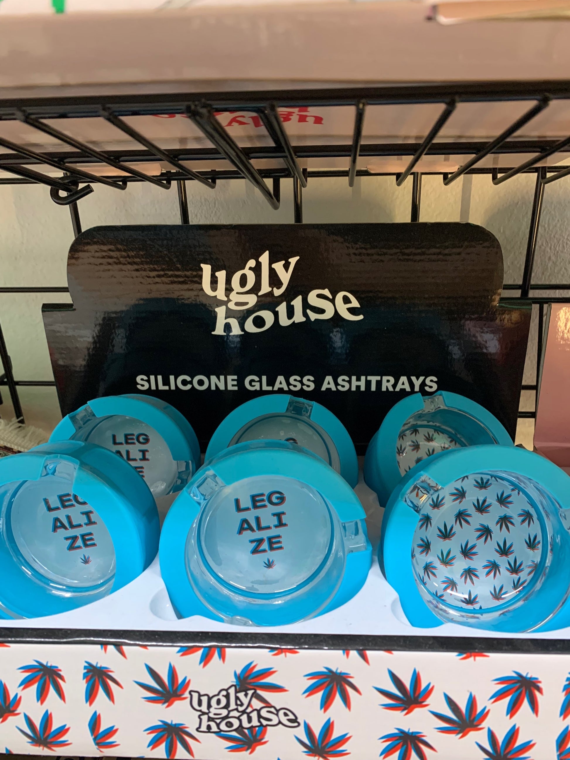 UglyHouse Ashtray image 2