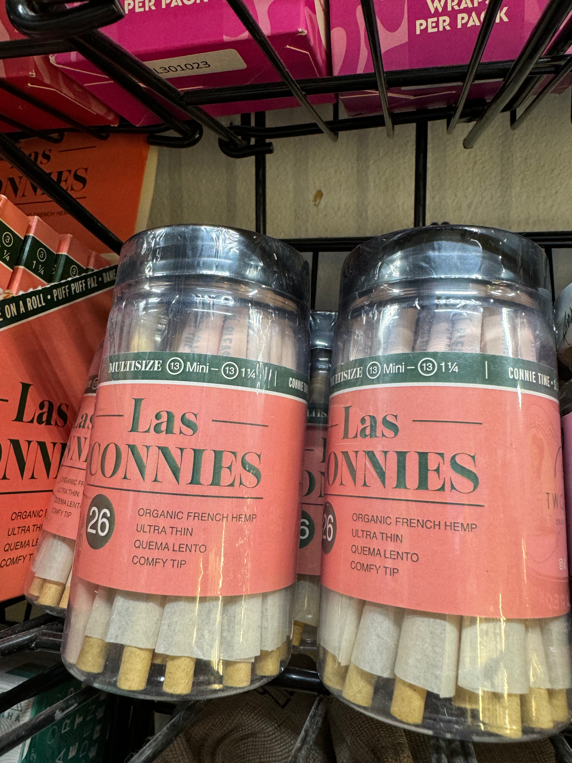 Connies 1 1/4 Cones 25pk image 0