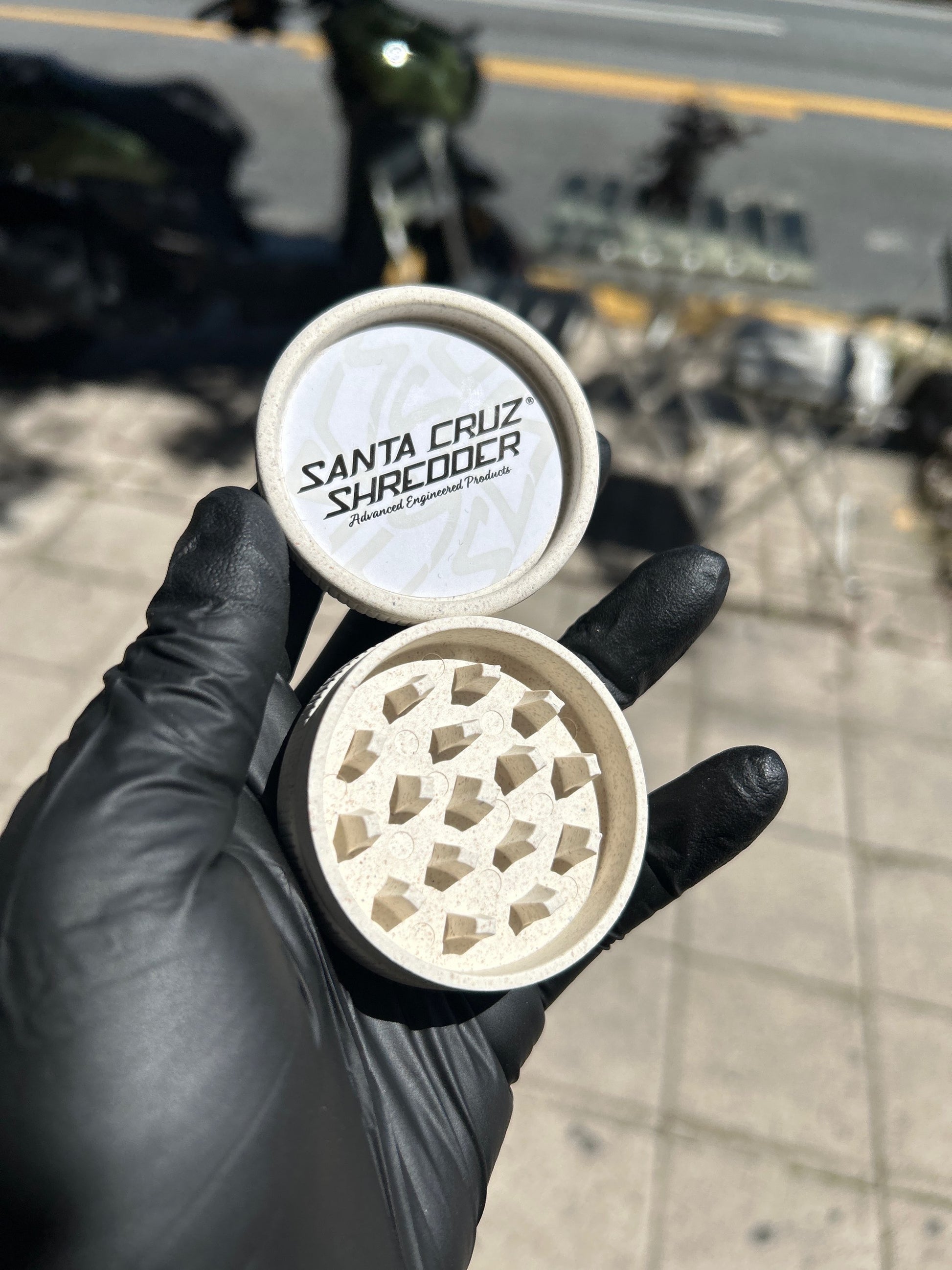 Santa Cruz Shredder Hemp 2pc Grinder image 0