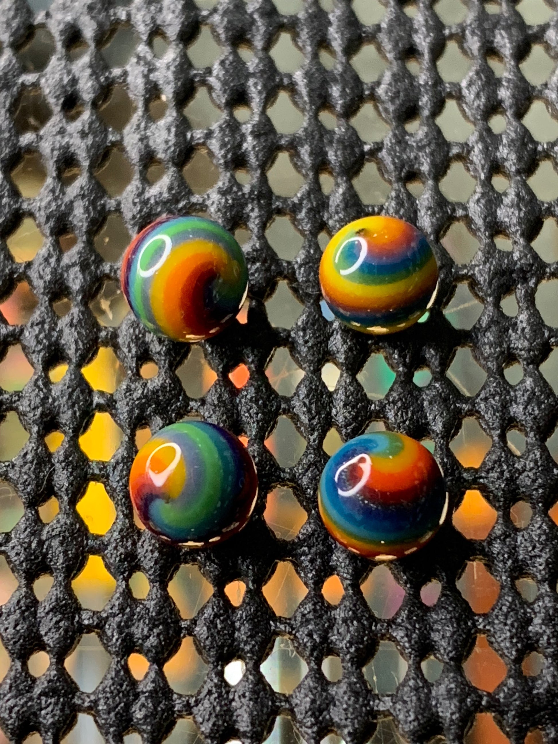 @justincarterglass Linework Pearls image 0